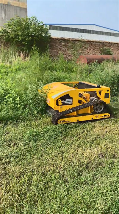 HS224 lawn mowing operation