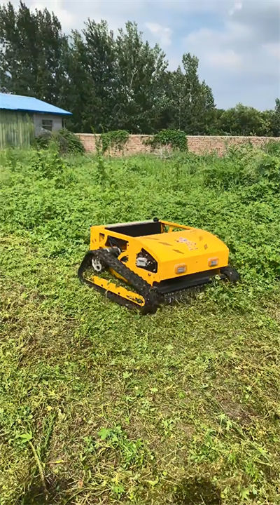 HS224 lawn mowing operation