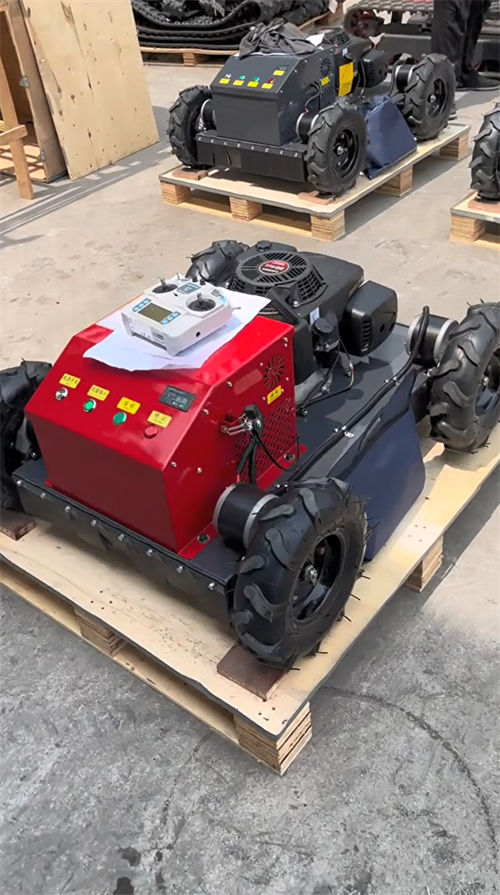 crawler-type Lawnmower