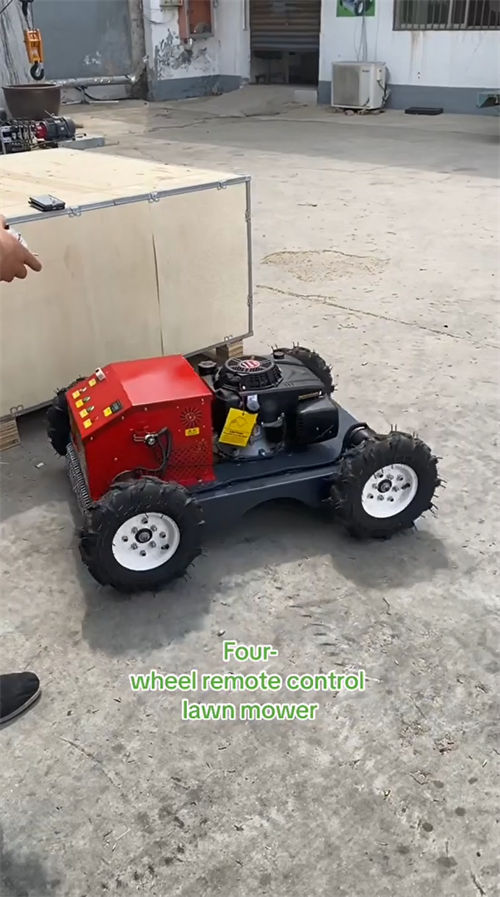 crawler-type Lawnmower